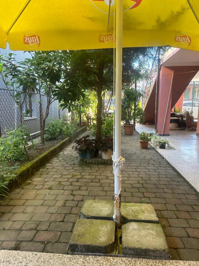 Kobuleti Guest House Chexov 24 Luaran gambar