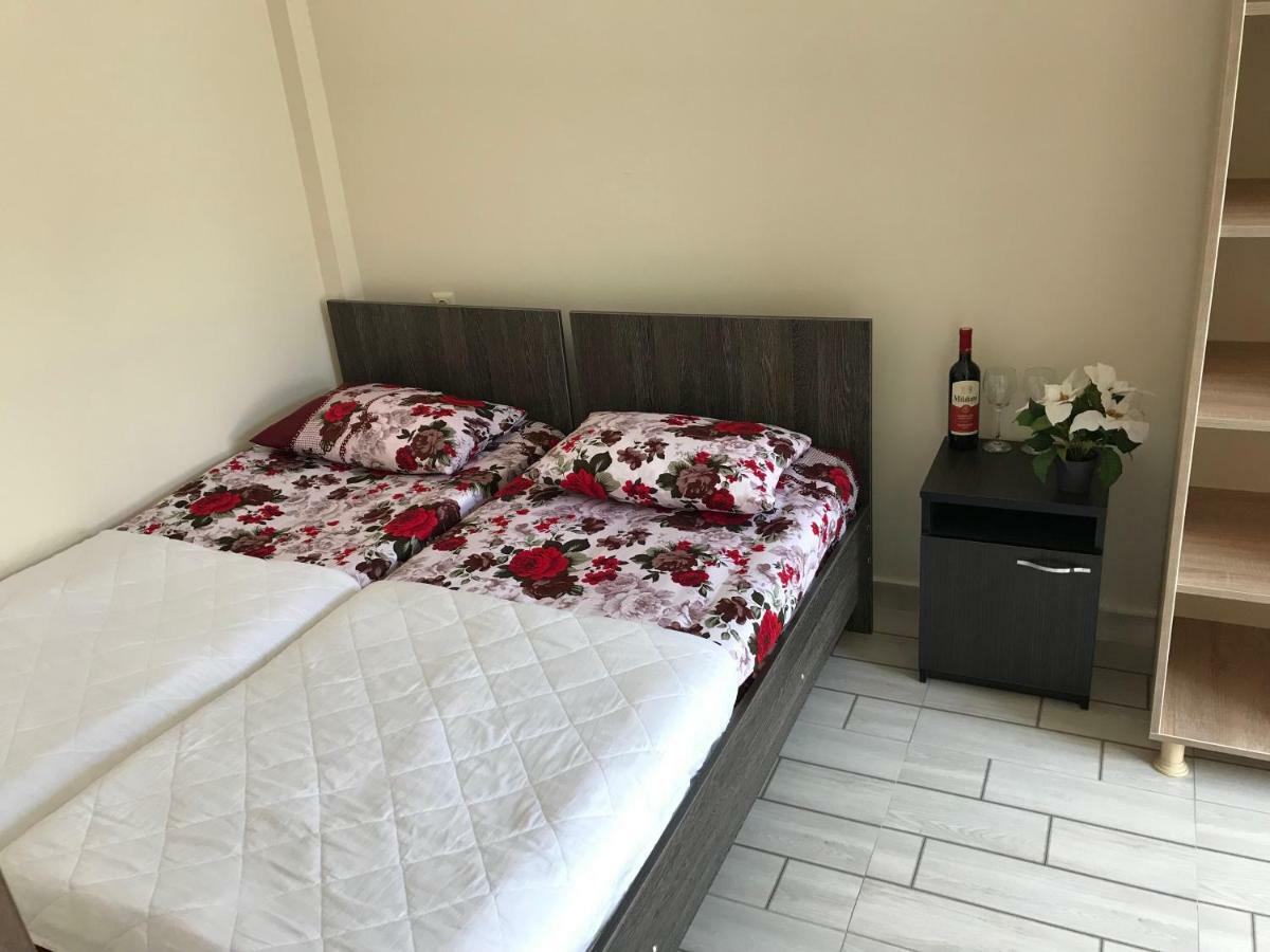 Kobuleti Guest House Chexov 24 Luaran gambar